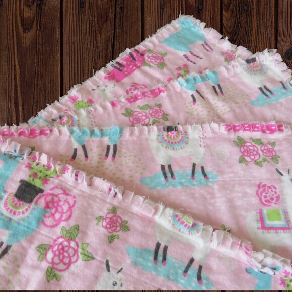 Burp Cloth, Flannel Rag Quilt Style, Reversible Llamas and Sheep, Set of 4 - Picture 4 of 11